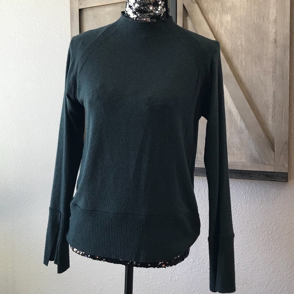 Freeloader  mock neck Lightweight sweater